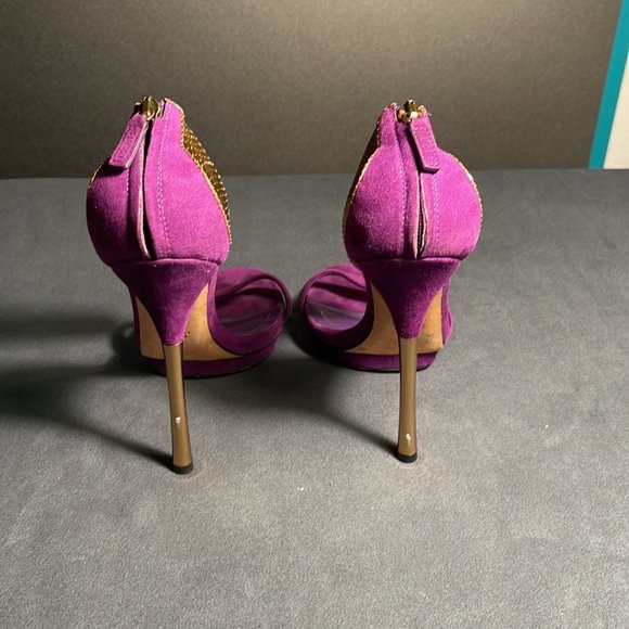 Gucci Suede and Python Sandals - Picture 11 of 17